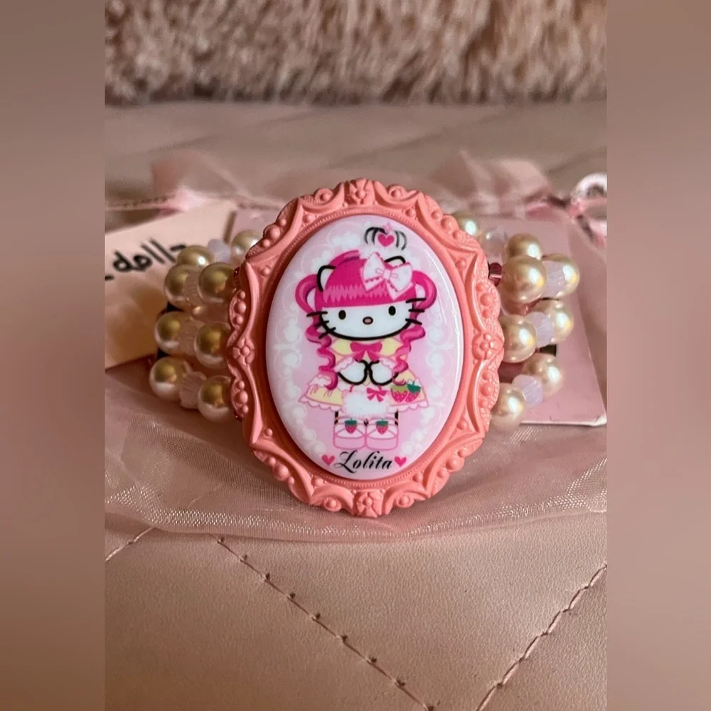 TARINA TARANTINO for HELLO KITTY LOLITA CAMEO BRACELET 🍓NWT💕 VERY RARE - Picture 1 of 9
